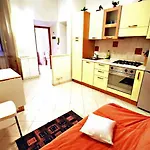 Ota Trevi Foutain Suite