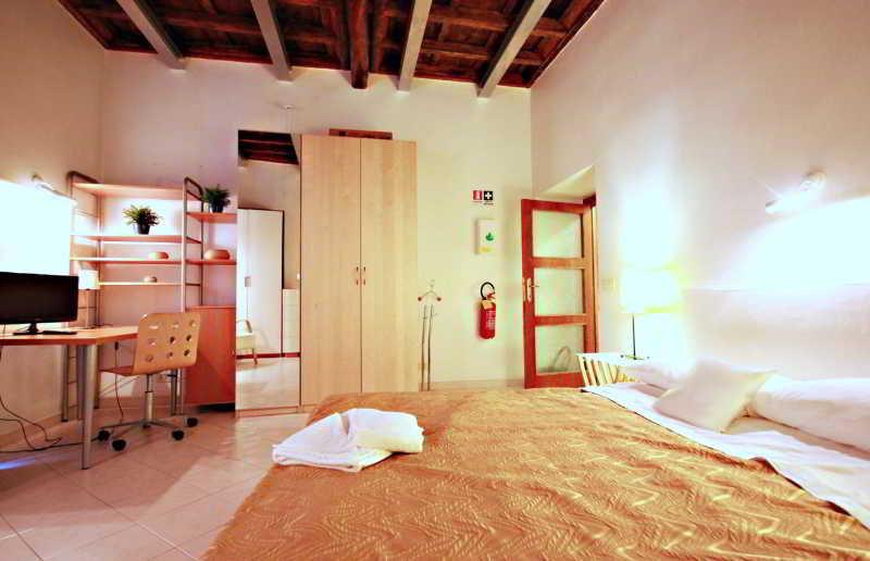 Hotel Ota Trevi Foutain